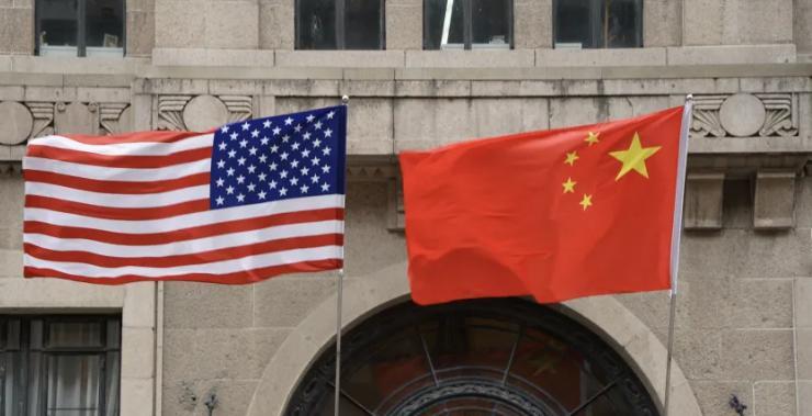 中国应该让步？3月25日，新加坡联合早报援引专家观点表示，面对当下国际格局，中国