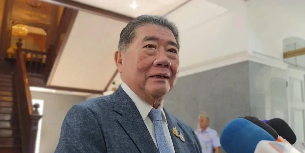 泰国宣布降低与柬埔寨外交关系等级，驱逐柬大使。
当地时间7月23日，泰国代理总理