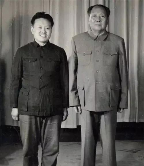 1960年，新中国迎来了非常困难的一年，全国各地不断出现的自然灾害，使得很多老百