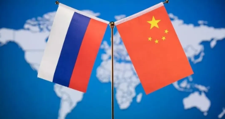 外媒表示，普京总统的这一提议，这是给中国出了一个不大不小的难题！外媒认为，普京点