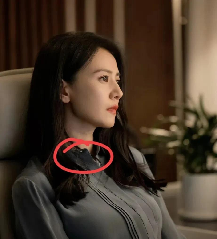 赵又廷说
大家只知道我老婆高圆圆漂亮，
却不知道在现实中她是这样的人
就说高圆圆