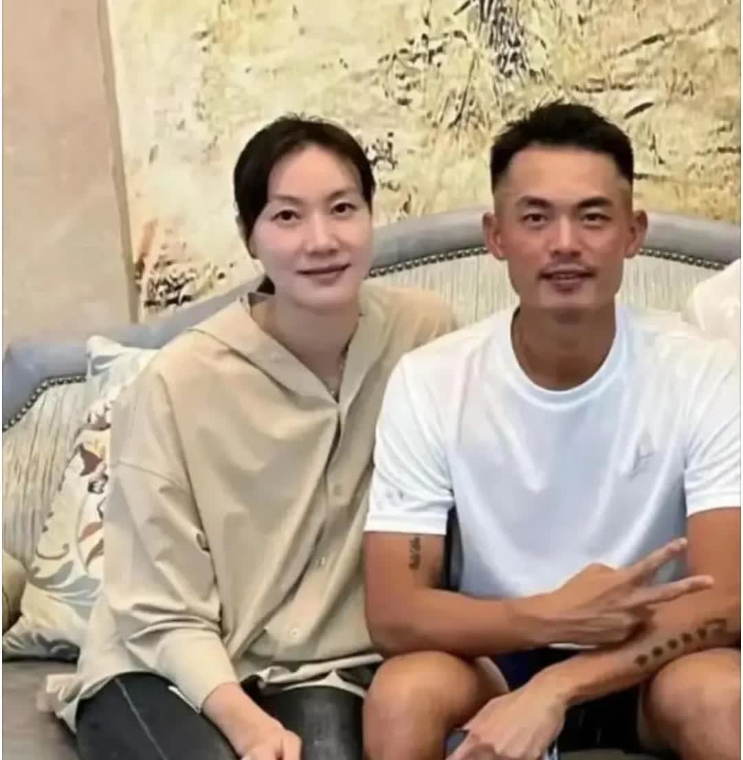 林丹，好紧致，感觉谢杏芳有点配不上他。