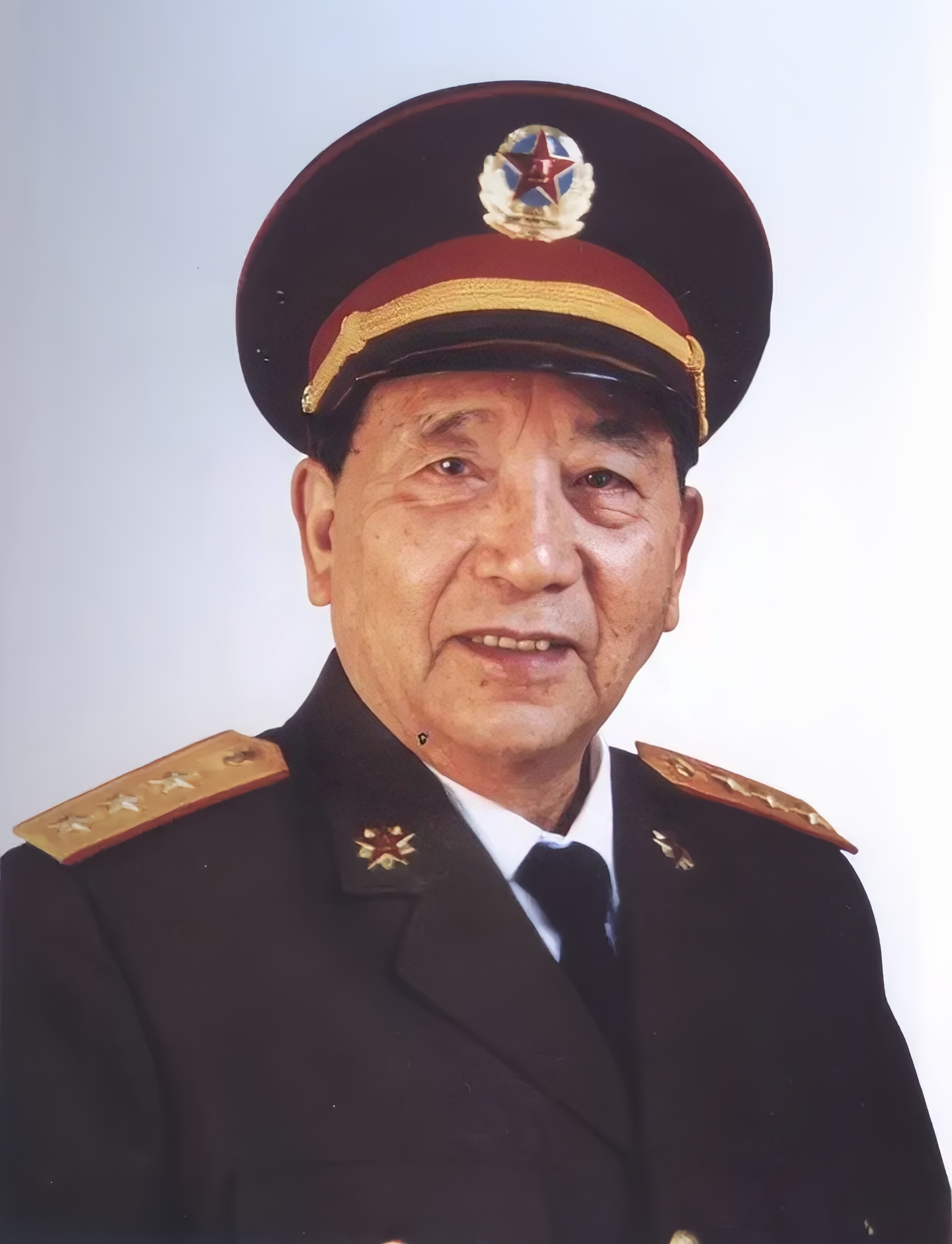 开国中将秦基伟是刘邓大军的著名战将，是刘伯承邓小平的爱将，他从1957年开始担任