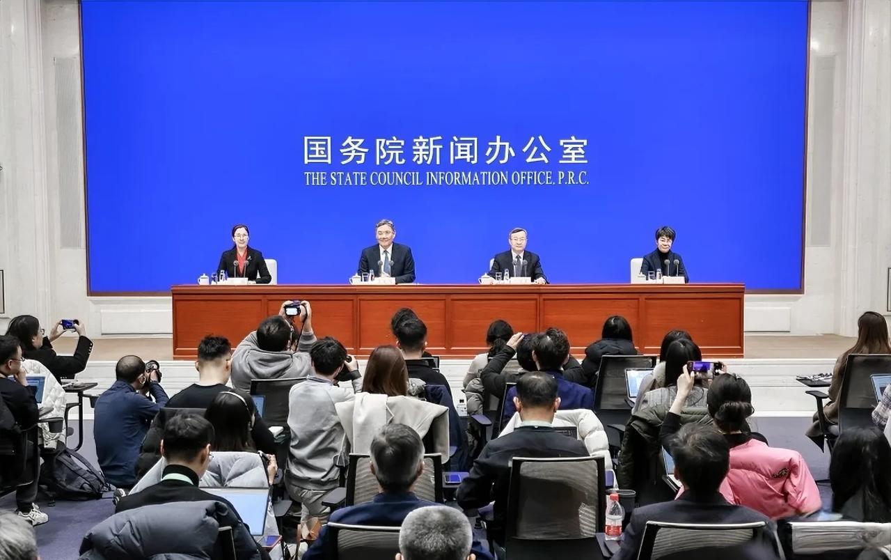 继续反制！中国表态
对于美国威胁进一步对中国加征50%的关税，商务部进行了公开回