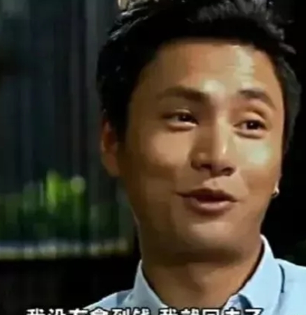 2015年，陈坤在老家重庆拍摄《火锅英雄》，多年未见的亲生父亲带着亲手炖的鱼汤来
