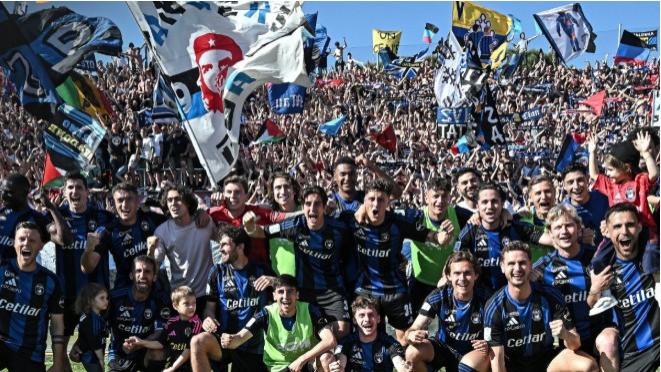 比萨提前两轮锁定意甲席位，时隔34年重返顶级联赛！