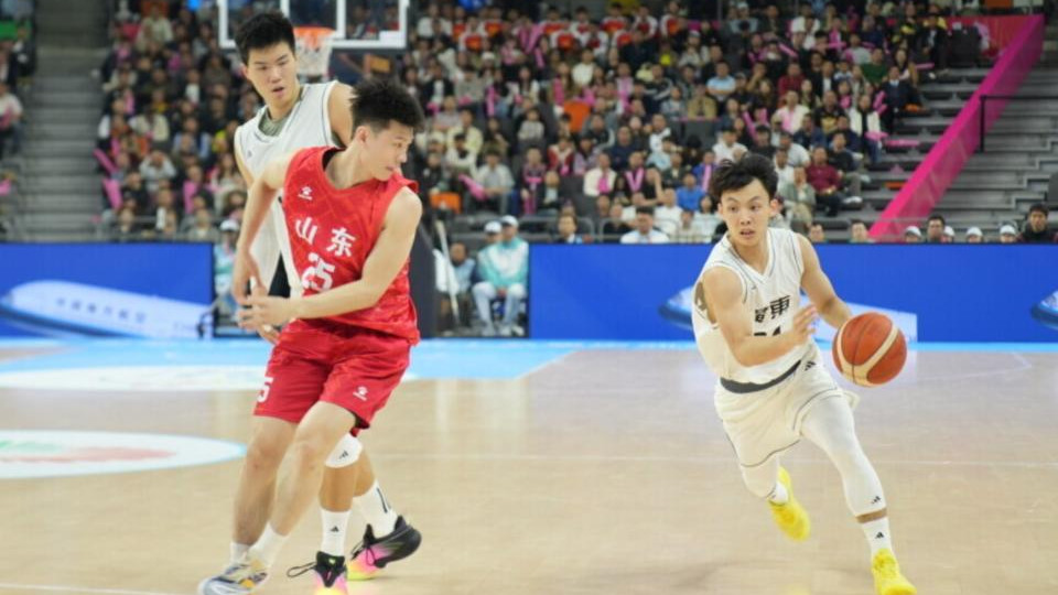 87-71！广东男篮“清空”替补席，杜锋战术让辽宁球迷不释然！