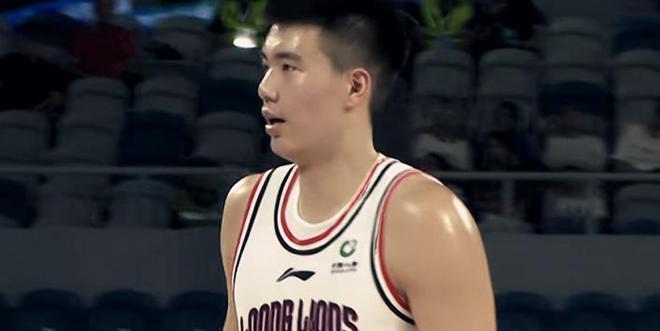 焦伯乔加盟宏远，这是一大引援！
焦伯乔加盟广东宏远，这可是一大实实在在的引援。多