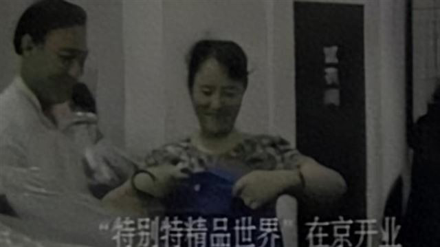 离婚18年才发现，身价上亿住四合院的李成儒，真的配不上史依弘。