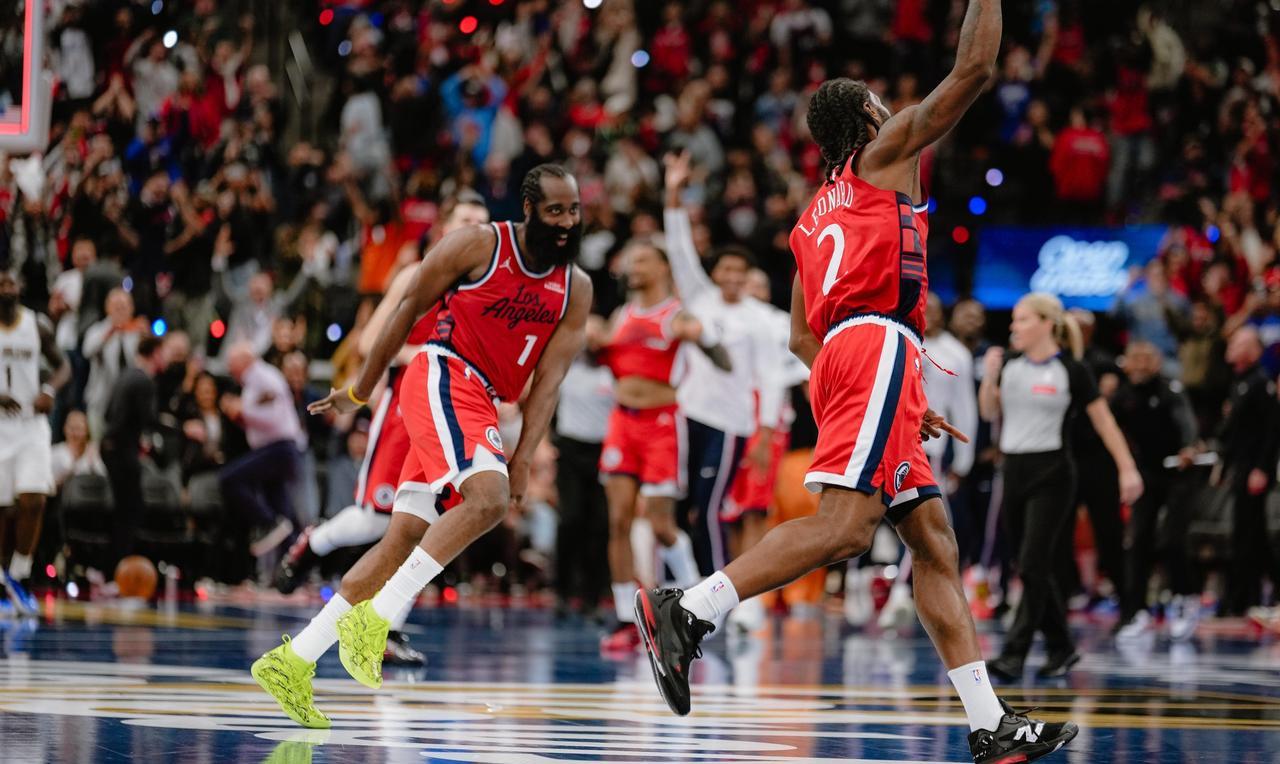 快船现在能持球突破的只有哈登，除此之外小琼斯只能接球突一下，其他人没有很强的突破