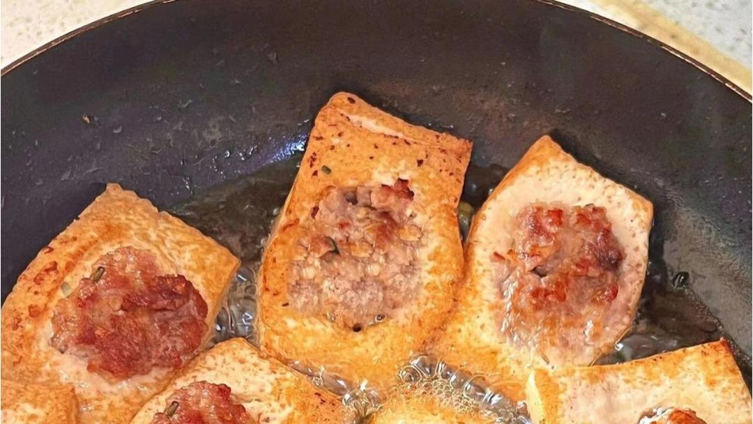 一口爆汁的豆腐酿肉：童年记忆里的神仙美味