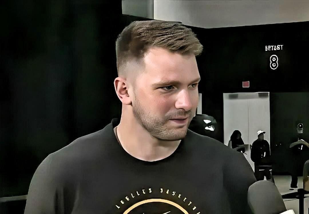 东契奇口出狂言啊！
东契奇今日接受ESPN采访被问到湖人新赛季的争冠前景时说：“