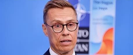 芬兰总统斯塔布表示，如果以俄罗斯的要求让乌克兰做出让步，显然从实际角度来看是无法
