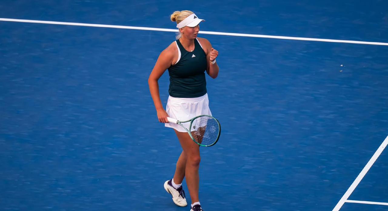 陶森复仇斯瓦泰克！
WTA1000蒙特利尔站第四轮，16号种子陶森7-6(1) 