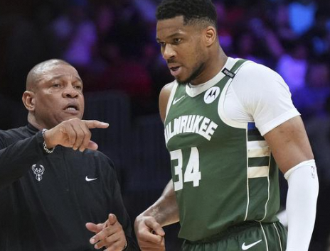 里弗斯0 - 2落后仍超有信心 雄鹿步行者系列赛有何变数