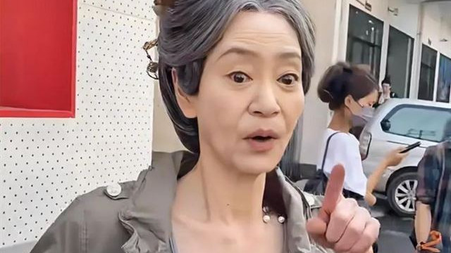 传统“无后” 被视为大事，女星经济富足，却尚未有子女，孤苦伶仃