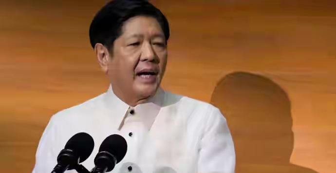 菲律宾总统猛夸印度武器，在被问及能否击败中国武器时，被打脸了
上观新闻8月5日消