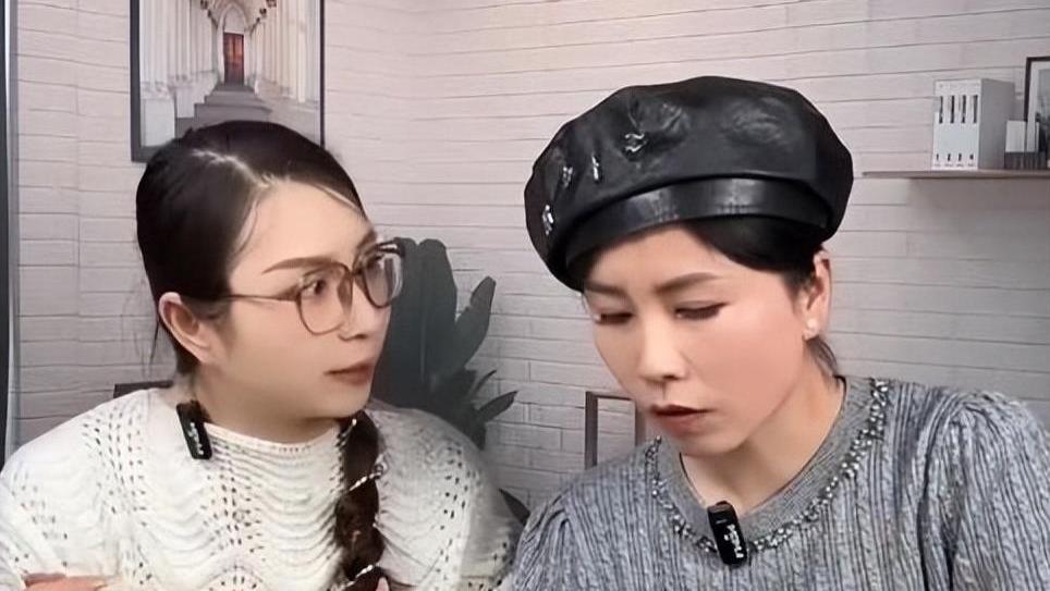 梅梅穆萨打情骂俏名场面！直言要包不藏着掖着，这下彻底不装了