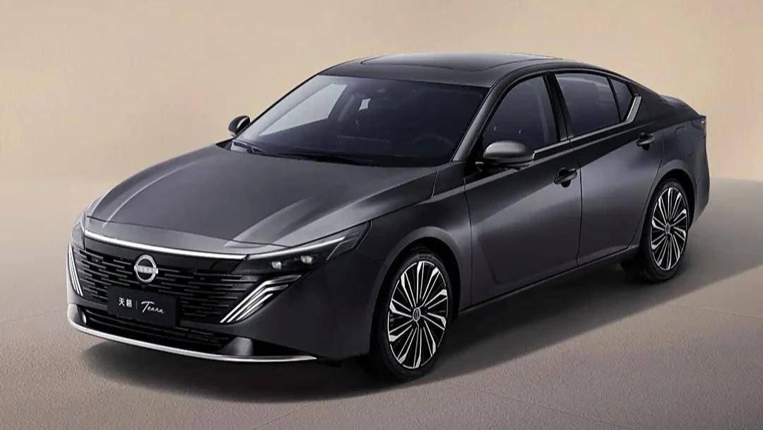 13.99万起售！强势回归的2026款日产天籁，还有买的必要吗？