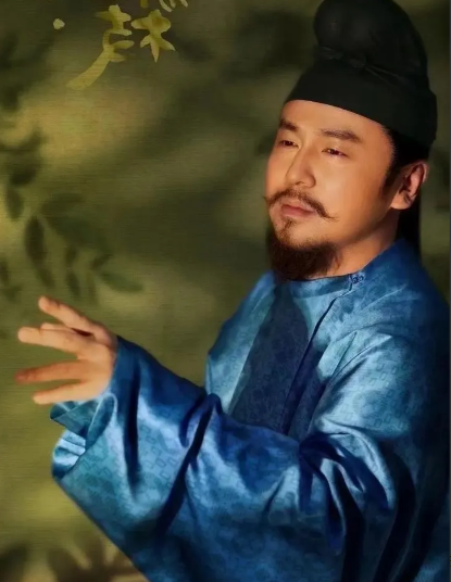 电视剧《长安的荔枝》，雷佳音扮演的李善德，一开始，长安赎回了他自己的小院落，却被