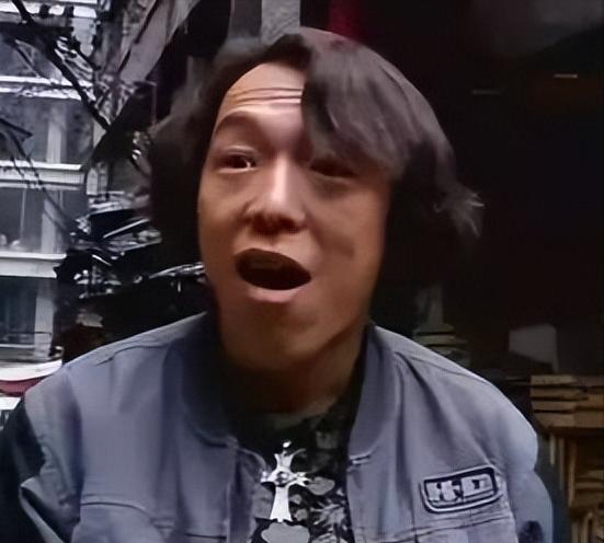 户晨风狂吹苹果 就你也配
户晨风又双叒被封了，果然作死无极限。这次他账号虽然没直