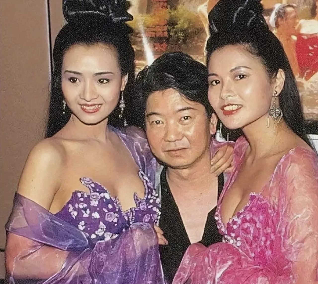 蔡澜，爱美女，爱旅游，爱美食，
但是更爱自己！
他，活出了自己的与众不同的精彩人