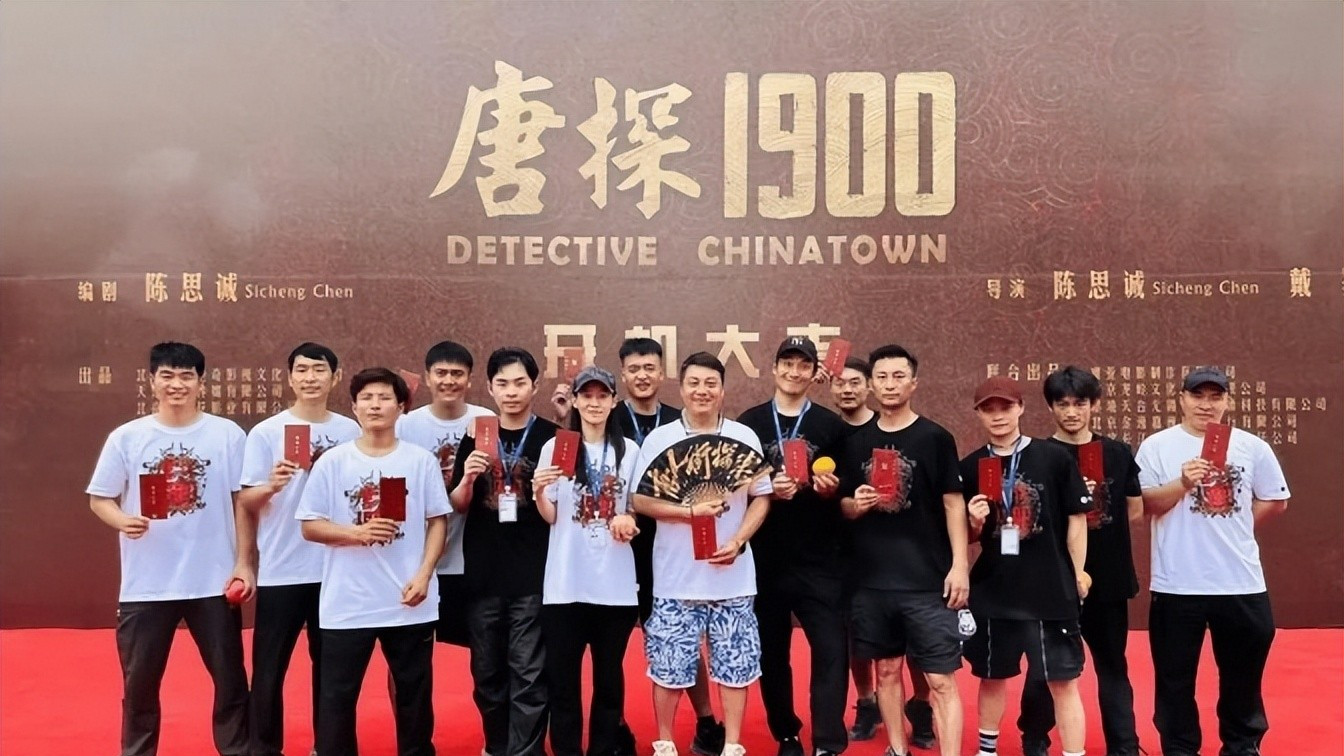 陈思诚离婚4年，面相巨变，和佟丽娅的婚姻给他带来了什么？