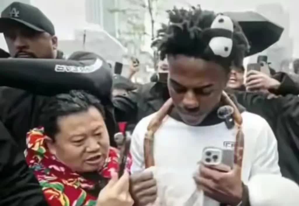 奇怪的是，以卤鹅哥的大才，怎么等到快谢顶才火呢。这个人不能研究，越研究越觉得他牛
