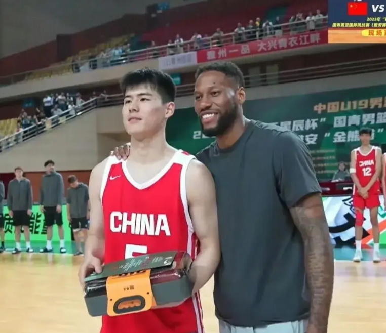 广东队未来还有没有争冠实力，其实就看下个赛季了，为什么会这么说呢？

其实还是因