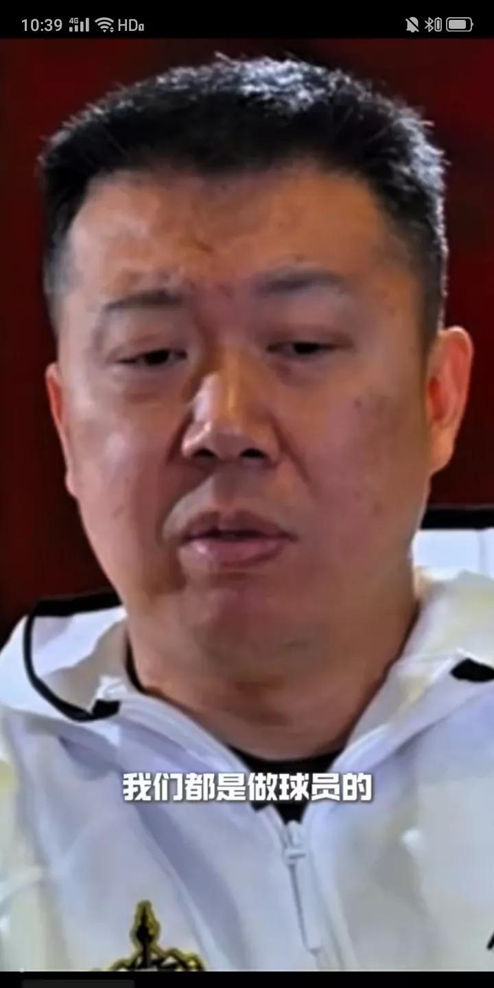 近日中国男篮名宿，中国篮球名人堂成员王治郅在接受采访时说，中国男篮好的时候我可能