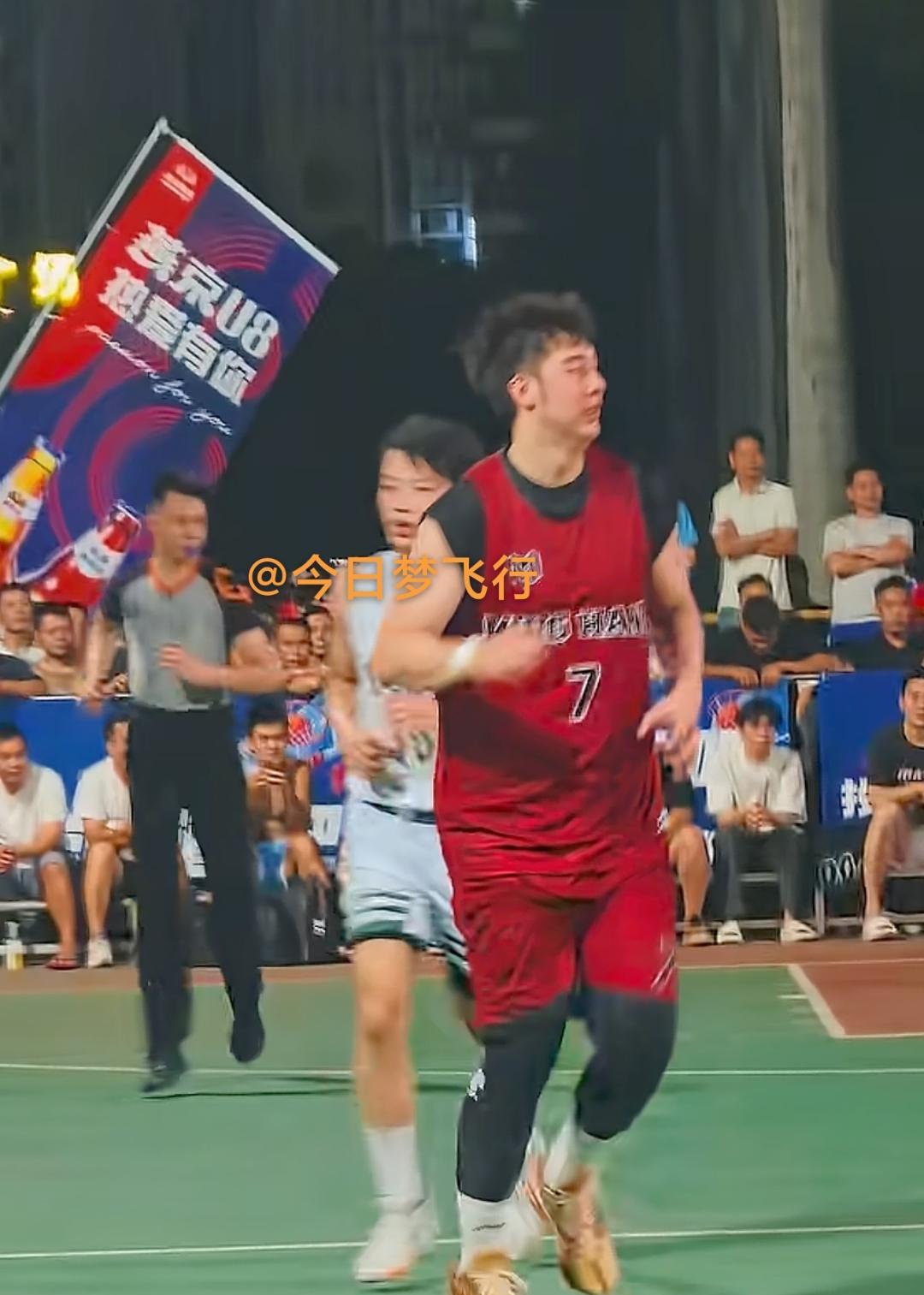 废了，张明池将会结束个人职业生涯！
本休赛季，因个人原因离队的广东队球员张明池，