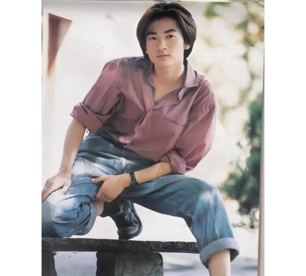 1995年22岁的苏有朋，太帅了。