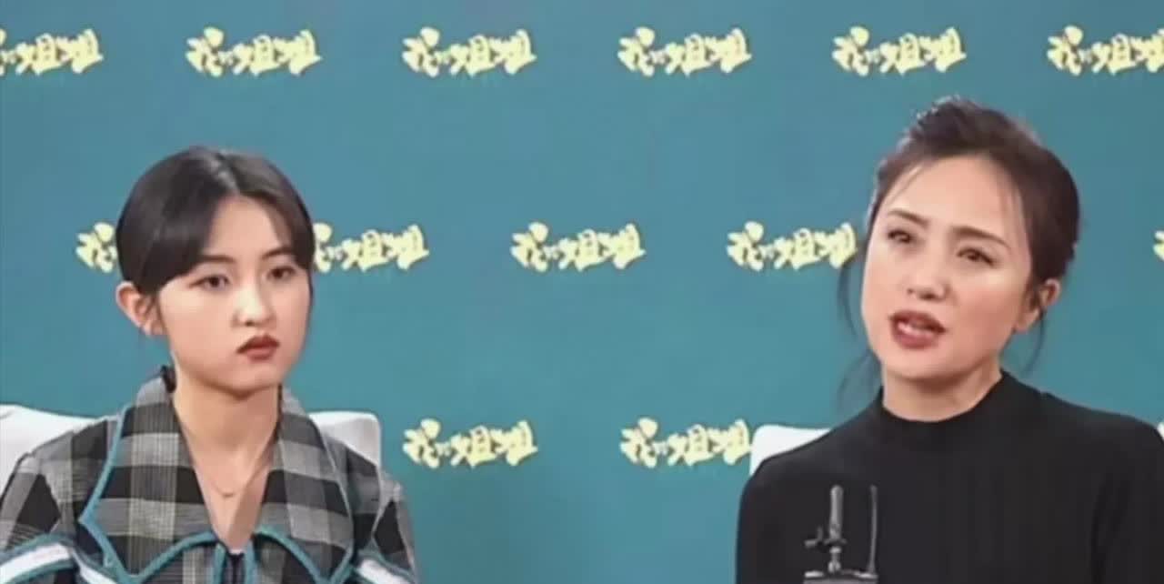 演员朱媛媛说：“早些年前，妈妈每天去超市买各种吃的，熟食、面包、水果，然后去地下