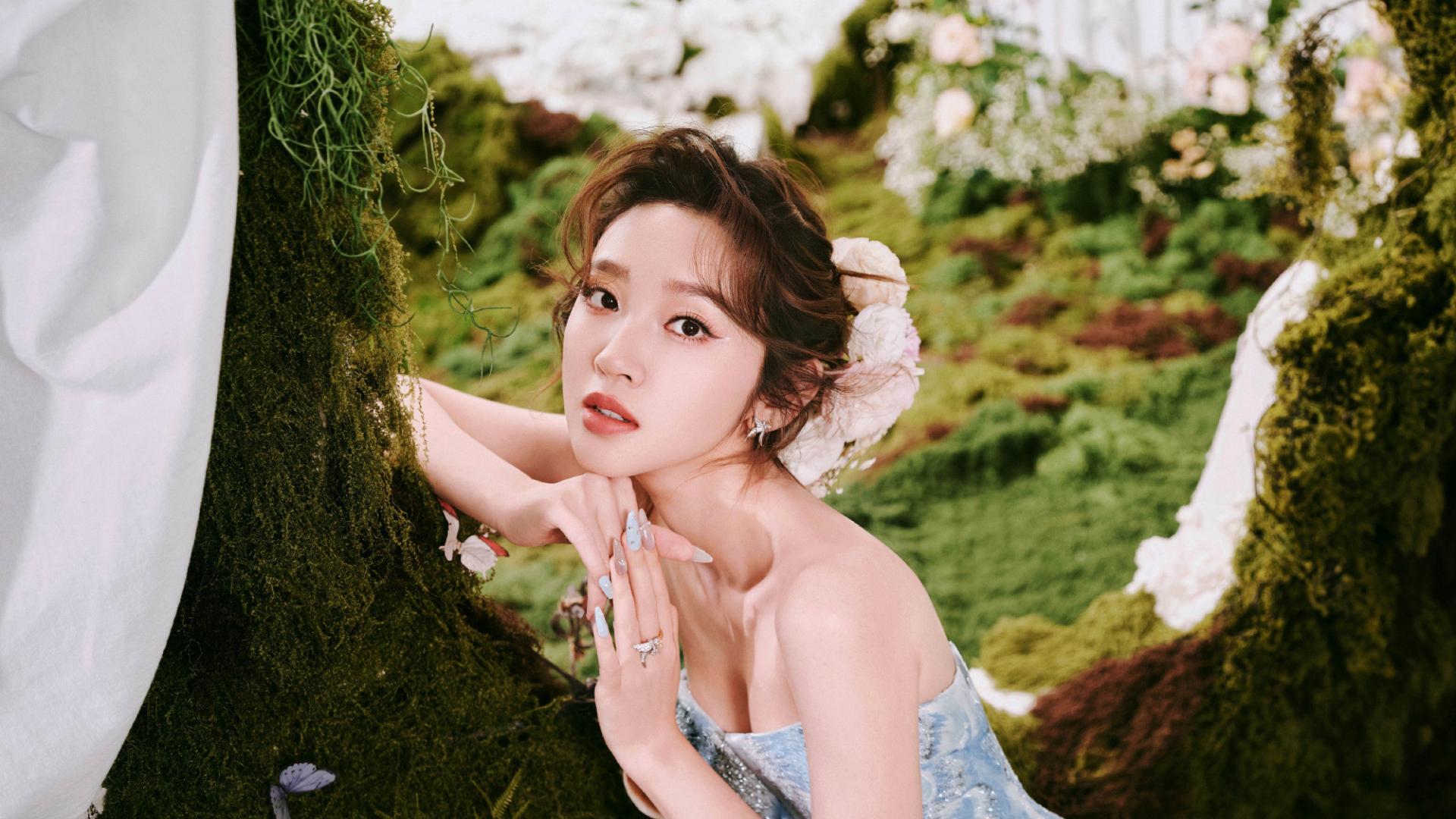 这组图好仙，唐艺昕超美！