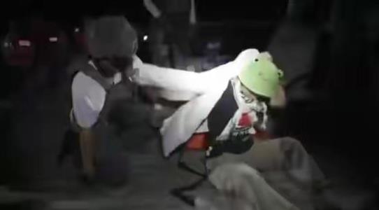 环保少女通贝里，疑遭以军虐待！
全球坚韧船队最终还是失败了，目前数据显示大概有4