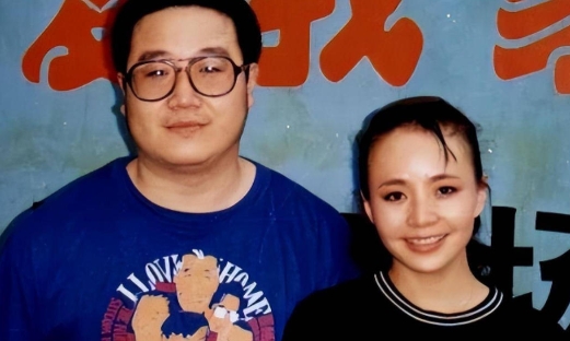 当年，宋丹丹和英达离婚之后，英达突然找上门来，表示愿意给宋丹丹一套价值300万的