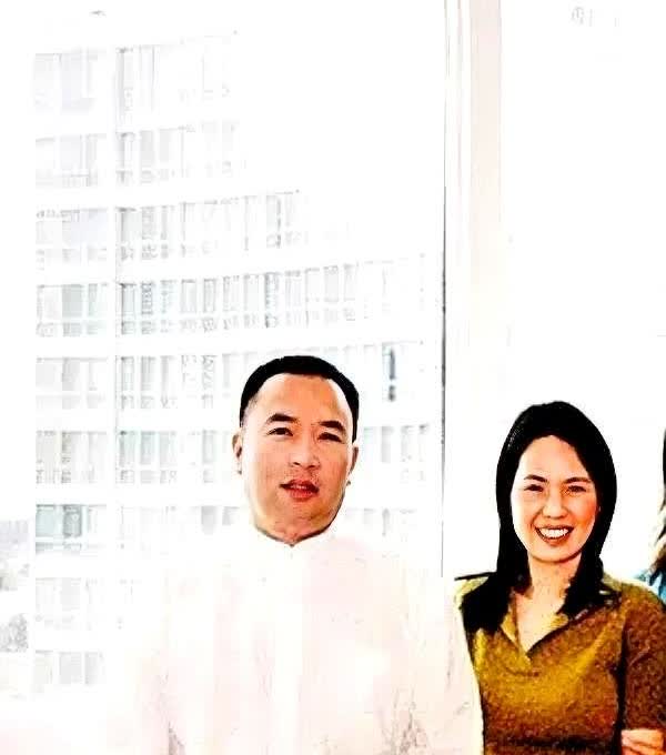 赖昌星坦白一生最爱的三个女人
第一、曾明娜（妻子）
第二、蔡惠娟（情人）
