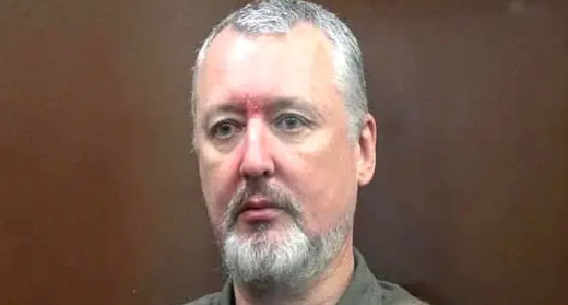 俄罗斯司法部高安全等级管理地总参谋长伊戈尔・斯特列尔科夫 - 吉尔金：

“局势