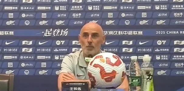 穆斯卡特表示明天对阵河南会拿出强势表现！明天海港迎战河南！对海港和穆斯卡特来说都