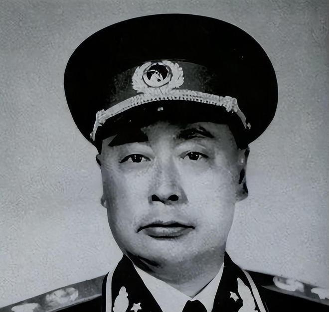 解放上海期间，前委强调不准用炮，可国民党青年军230师固守电厂自来水厂，负隅顽抗