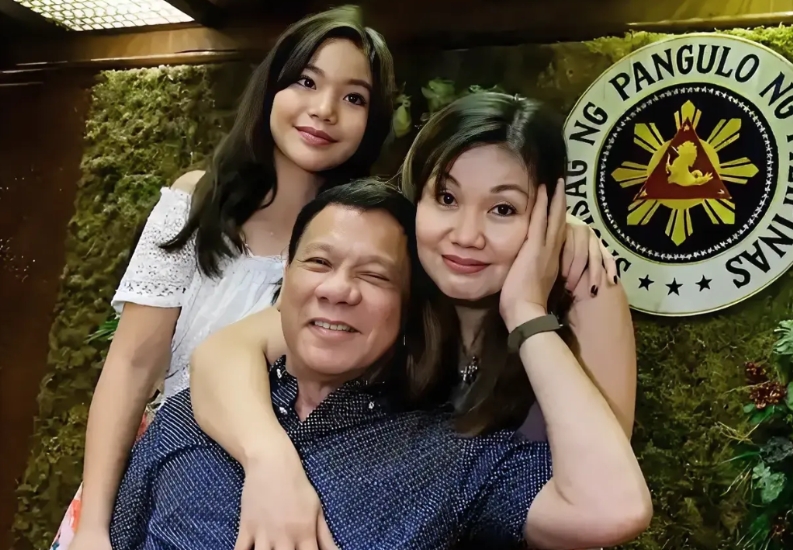 杜特尔特肯定没事，原因有四！

第一，明知山有虎，偏向虎山行！你觉得是杜特尔特傻