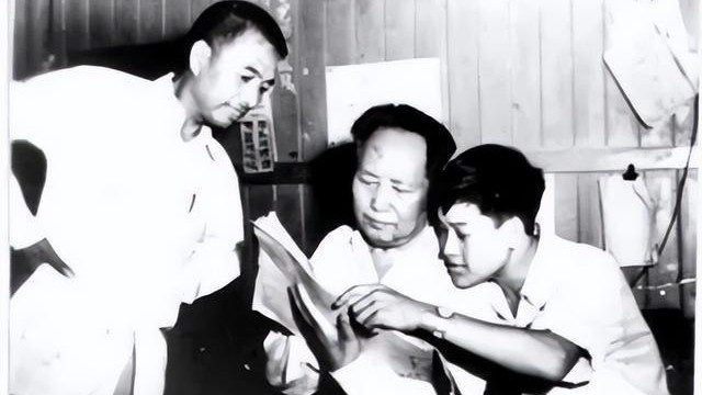 58年毛主席被困饭店6小时，李银桥直言：差点被天津人民“俘虏”