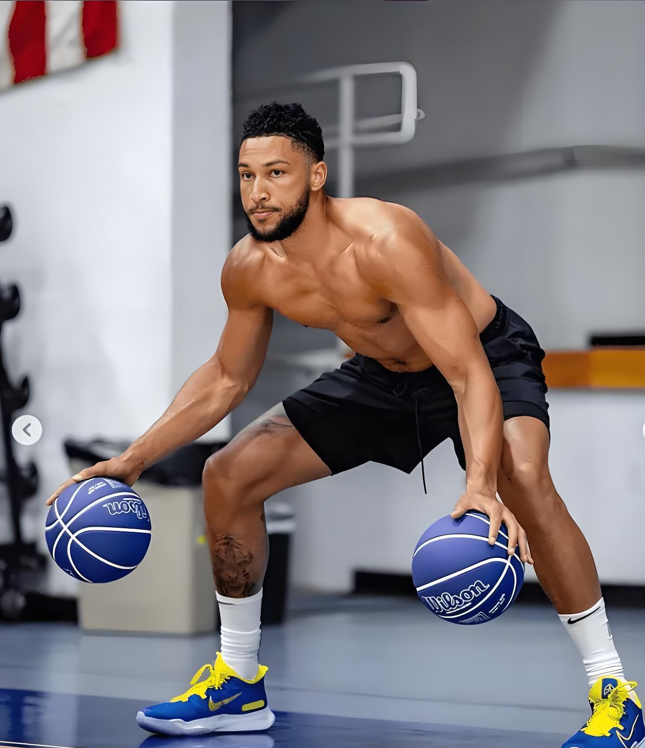 NBA第一大垃圾合同终于到期了！西蒙斯当年在76人签下的5年1.7亿的合同终于在