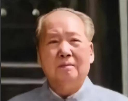 1975年，已经82岁高龄的毛主席突然问身边的人：功德林里，还有国民党战犯吗？