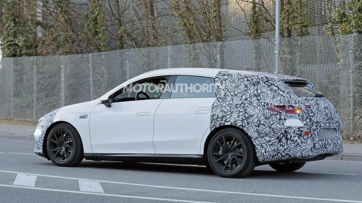 新款奔驰CLA Shooting Brake谍照