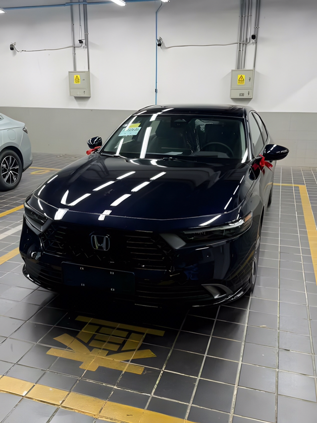 提了雅阁PHEV简单说两句
十一代雅阁的外观虽然不讨喜，但个人觉得实力还是靠得住