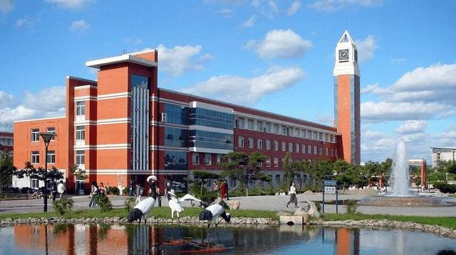 快速发展的4所211大学实力比肩985，高分考生的首选院校推荐