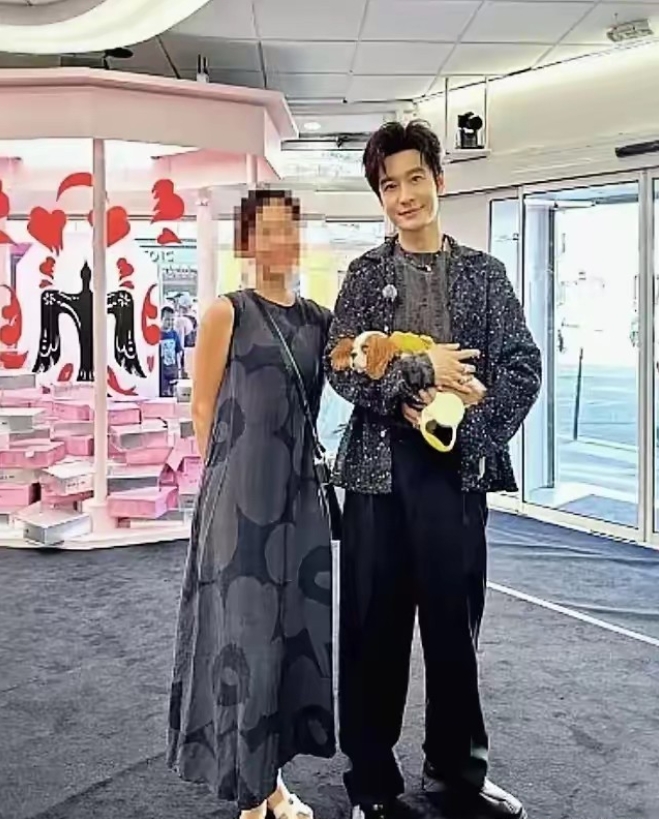 黄晓明冲上热搜，只因一件小事