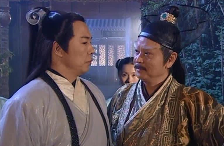 《倚天屠龙记》中，范遥的武功可谓相当出色。他不仅年少时就展现了不凡的武学才华，后