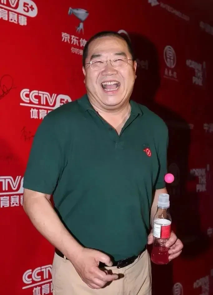 英达被指蹭巴图流量











宋丹丹和英达离婚后，巴图一直跟着母亲生